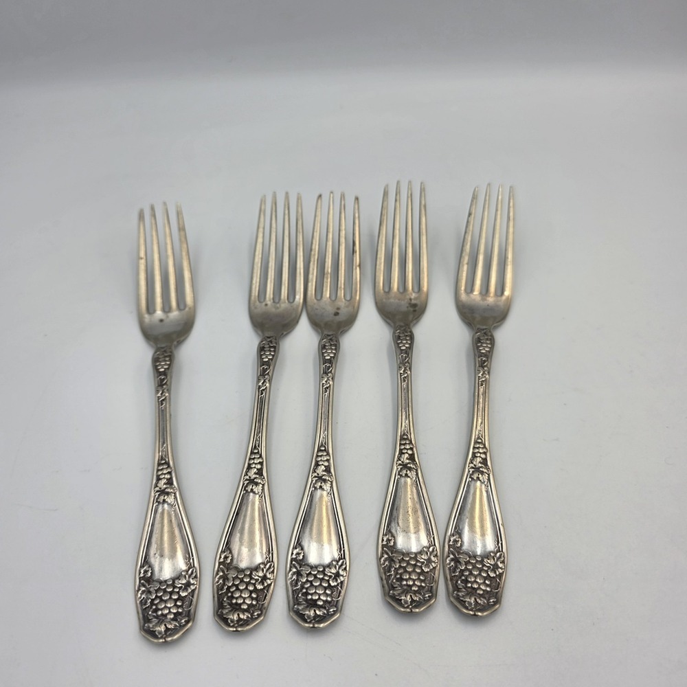 5 ~ Vintage Isabella Grape 1913 R.C.Co. Grape Pattern Silverplated Forks 7.5"